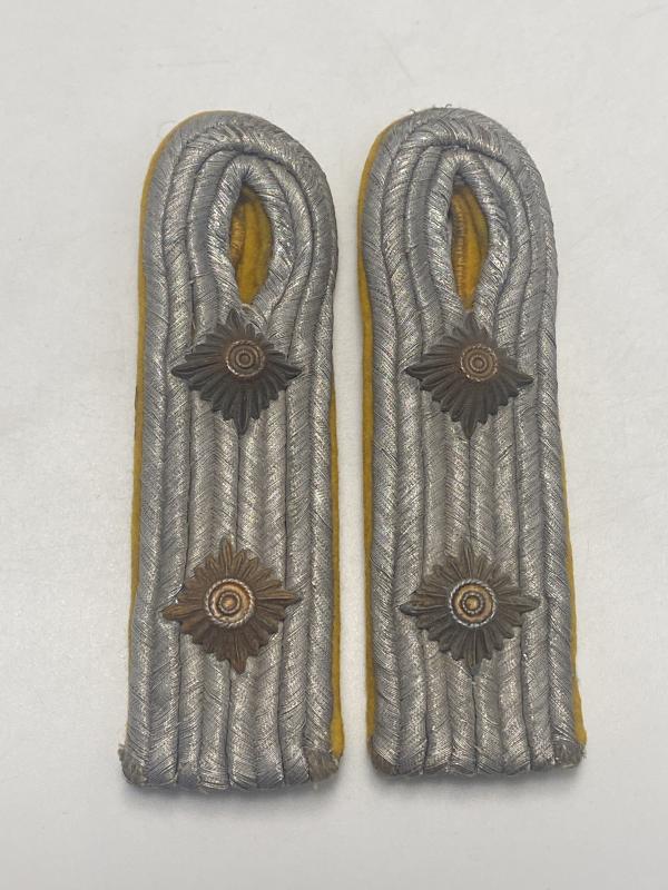 Luftwaffe Hauptmann Shoulder Boards Flieger/ Fallshrim