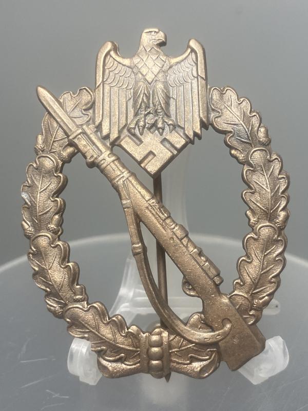 Infantry Assault Badge In Bronze High Finish