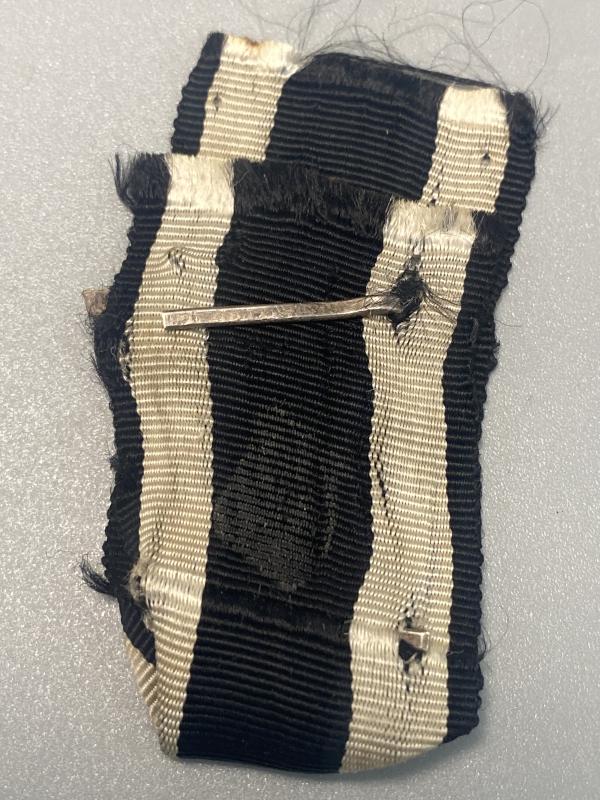 Iron Cross Repeater Clasp 1939 With Ribbon