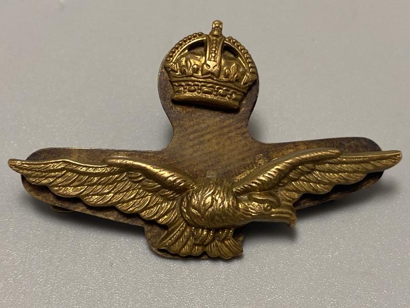 WW2 Royal Air Force Officers Side Cap Insignia