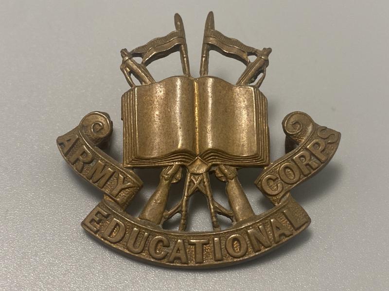 WW2 Army Educational Corps Cap Badge