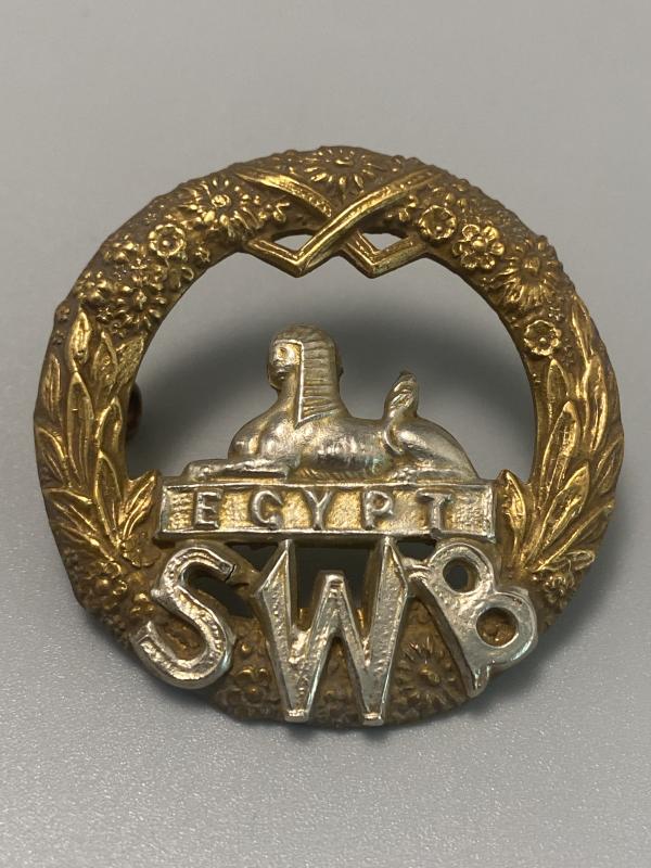 WW2 South Wales Borderers Regiment Cap Badge