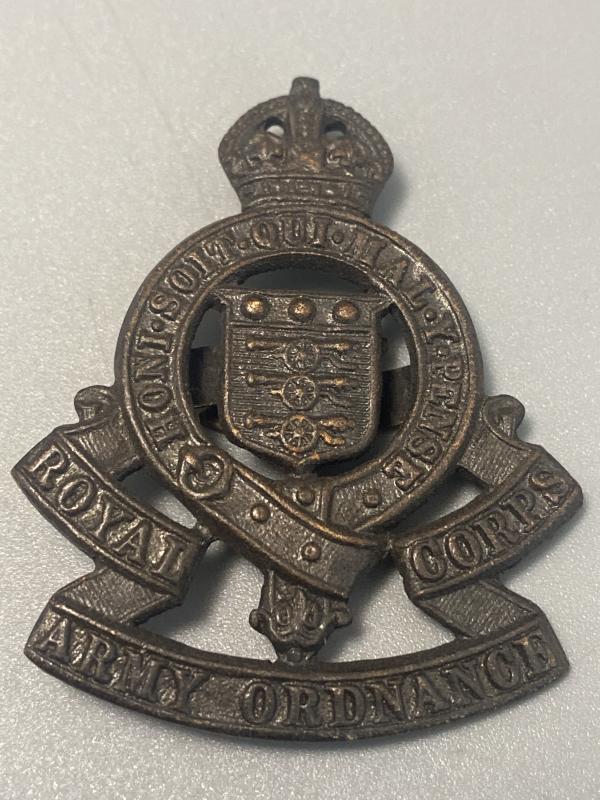 WW2 Royal Army Ordnance Corps Officers Cap Badge