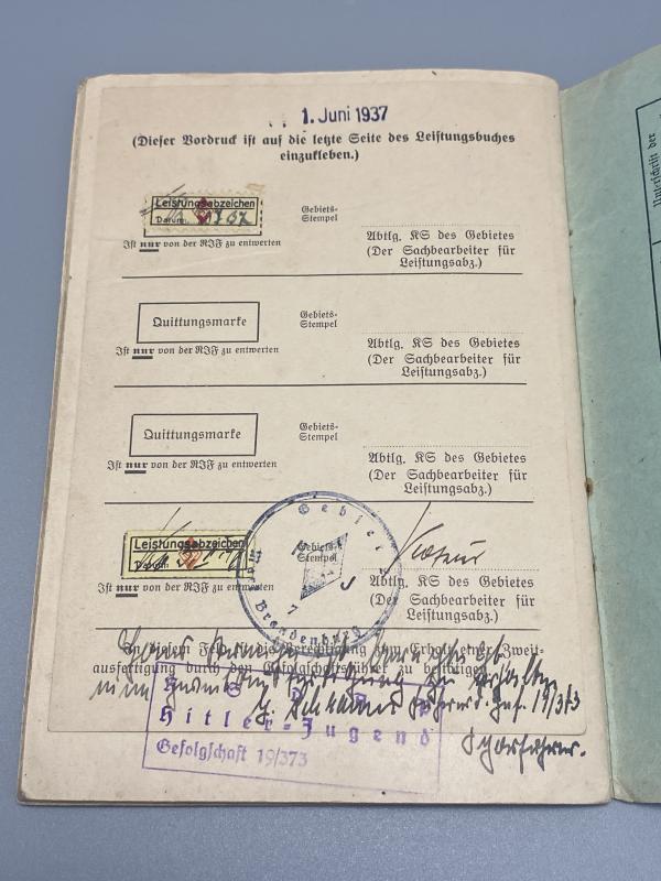 Leistungsbuch Der Hitler Jugend Progression Book