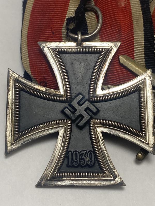 Three Placement Mounted Medal Bar EK2, KVK2, Ostmedaille