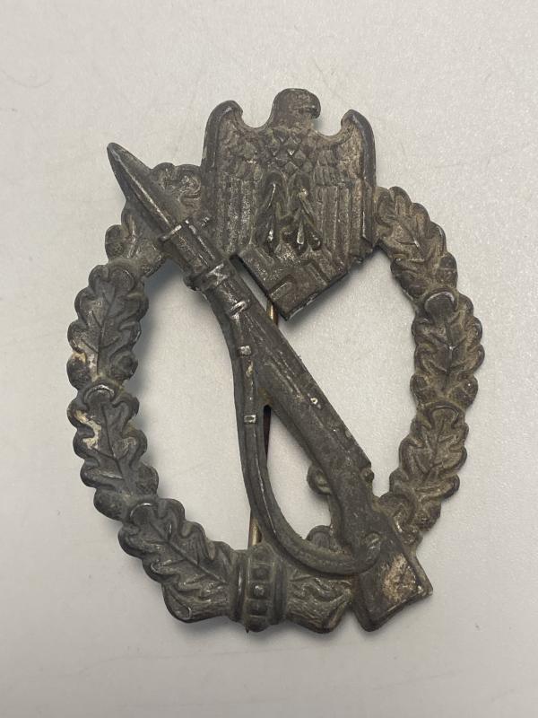 German Army Infantry Assault Badge Maker Marked GWL