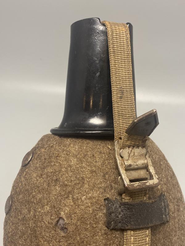 German Army Water Bottle Matching MN42 With Bakerlite Cup