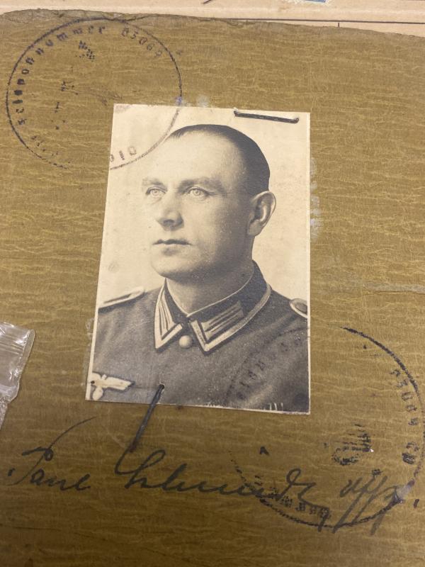 German Army Soldbuch Group Unteroffizier Paul Schmidt A.R.187