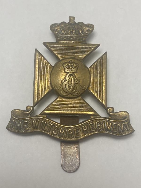 WW1/WW2 The Wiltshire Regiment Cap Badge