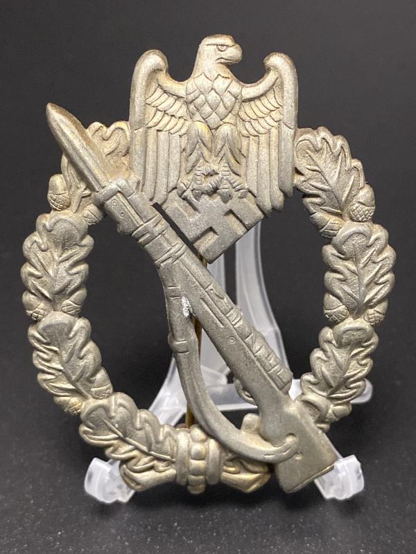 Bronze Infantry Assault Badge Hollowback