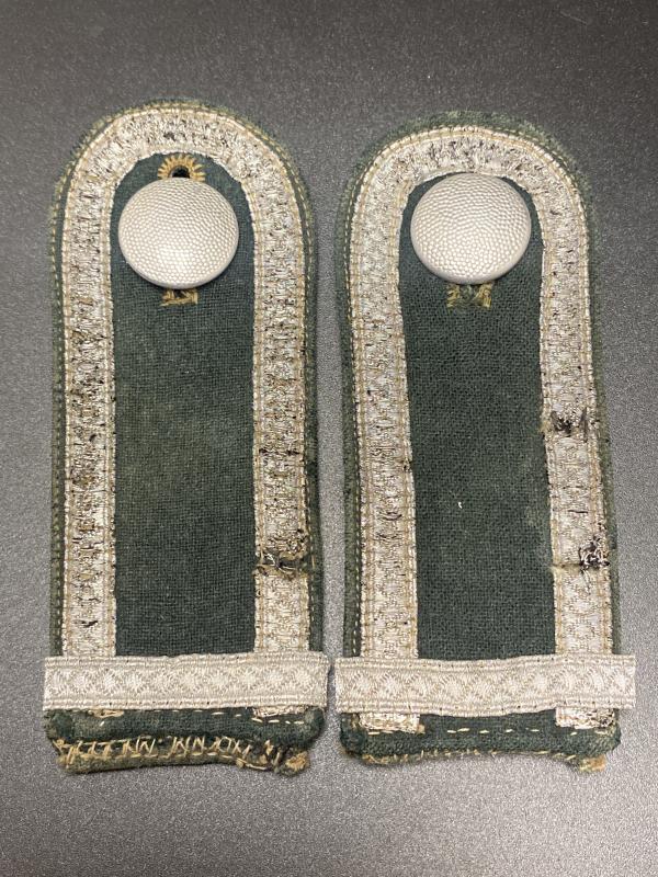 German Army Walking Out Dress NCO Shoulder Boards Pair