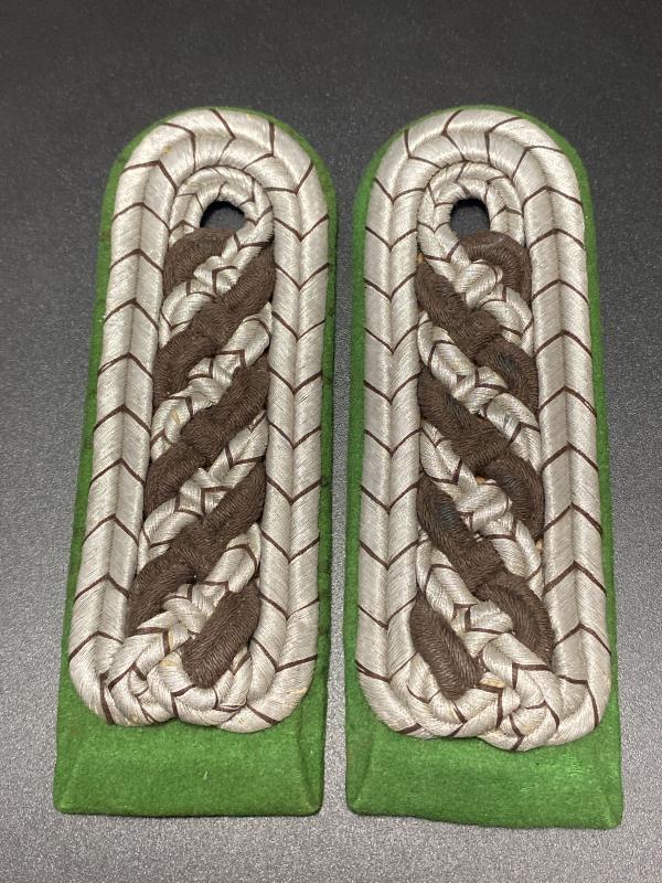 Schutzpolizei Meister NCO Shoulder Boards