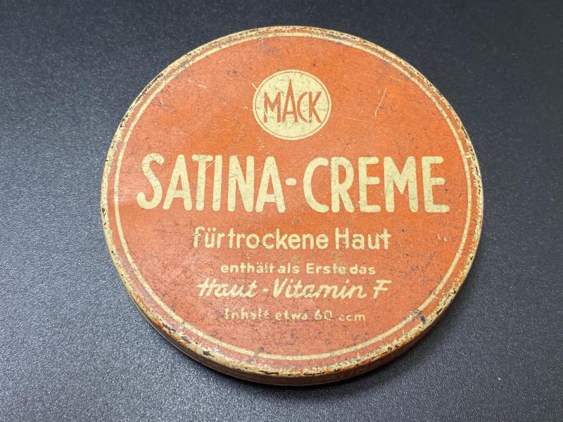 Third Reich Period Satina-Creme Tin