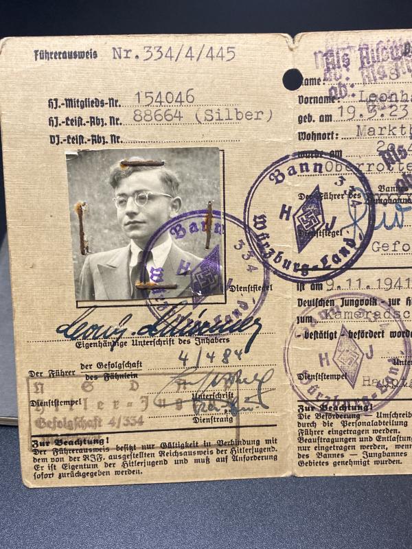 HJ Fuhrerausweis Leonhard Schirmer With Leistungsbuch & Woven Silver Proficiency Badge