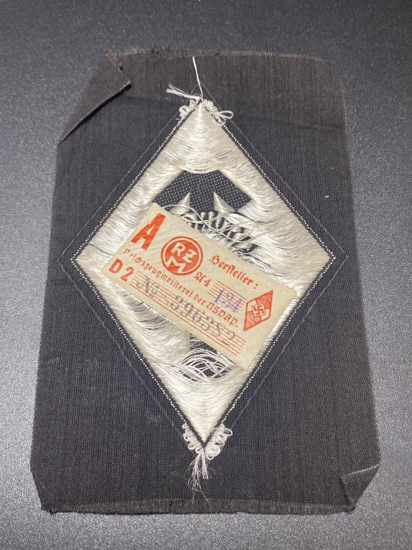 HJ Fuhrerausweis Leonhard Schirmer With Leistungsbuch & Woven Silver Proficiency Badge