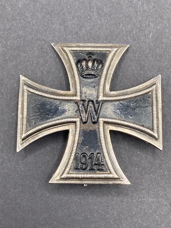 WW1 Iron Cross First Class Silver Frame Marked 800 Vaulted Variant