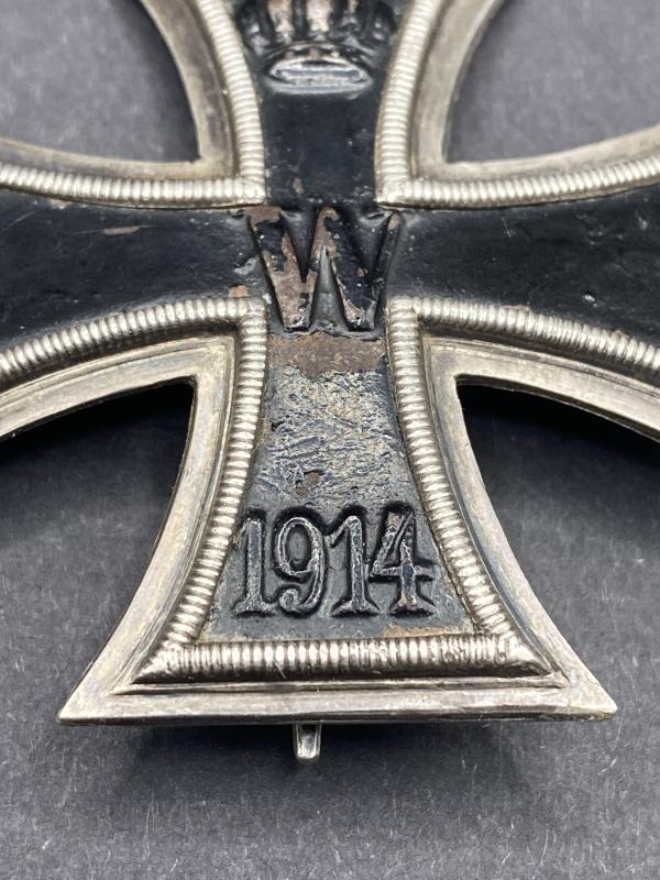WW1 Iron Cross First Class Silver Frame Marked 800 Vaulted Variant