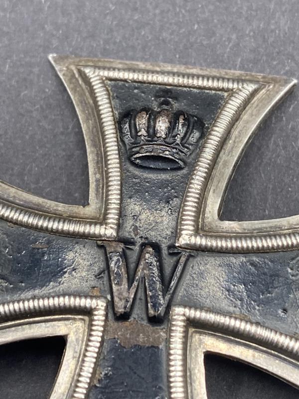WW1 Iron Cross First Class Silver Frame Marked 800 Vaulted Variant