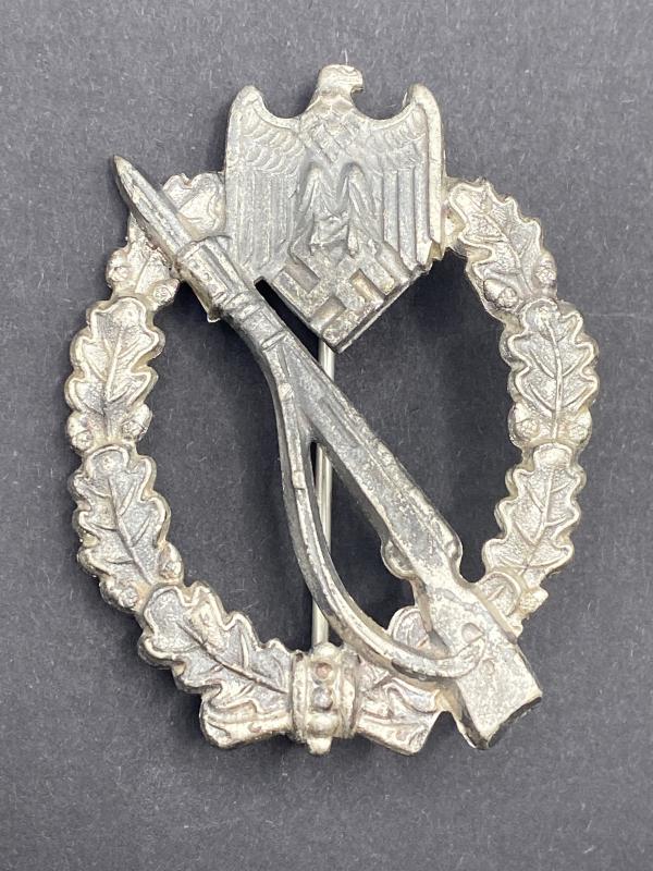 Silver Infantry Assault Badge Unmarked Ernst Muller