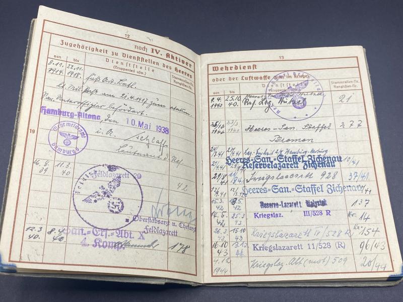 German Army Wehrpass Feldwebel Johannes Hohlrüsch Feld Lazarette Staff