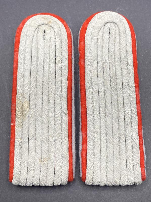 Artillery Reserve Leutnant Officers Shoulder Boards