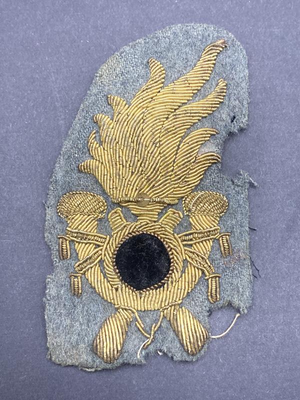 WW2 Italian Officers Cap Badge Guardia di Finanza