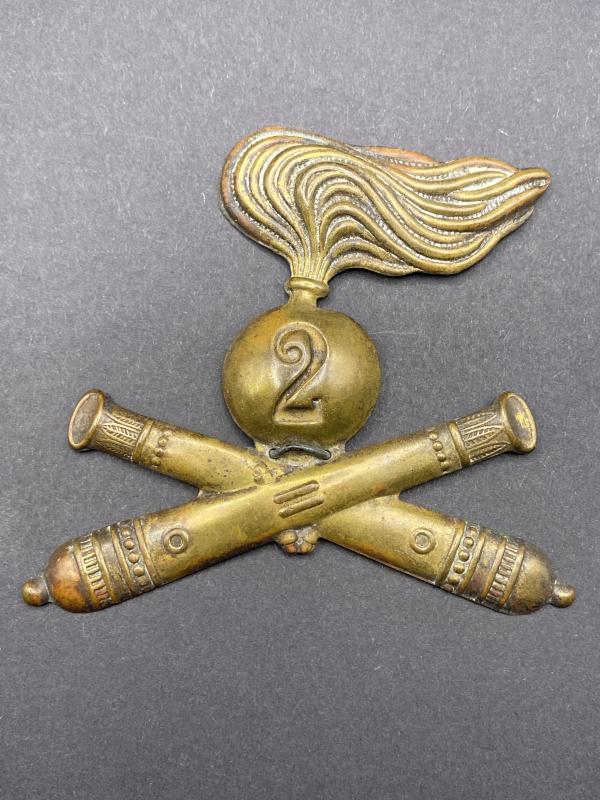 Italian Army 2nd Artillery Regiment Pith Helmet Plate/ Badge