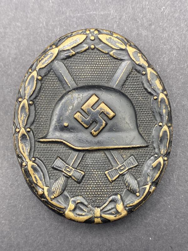 Black Grade Wound Badge Maker 4 Steinhauer & Luck