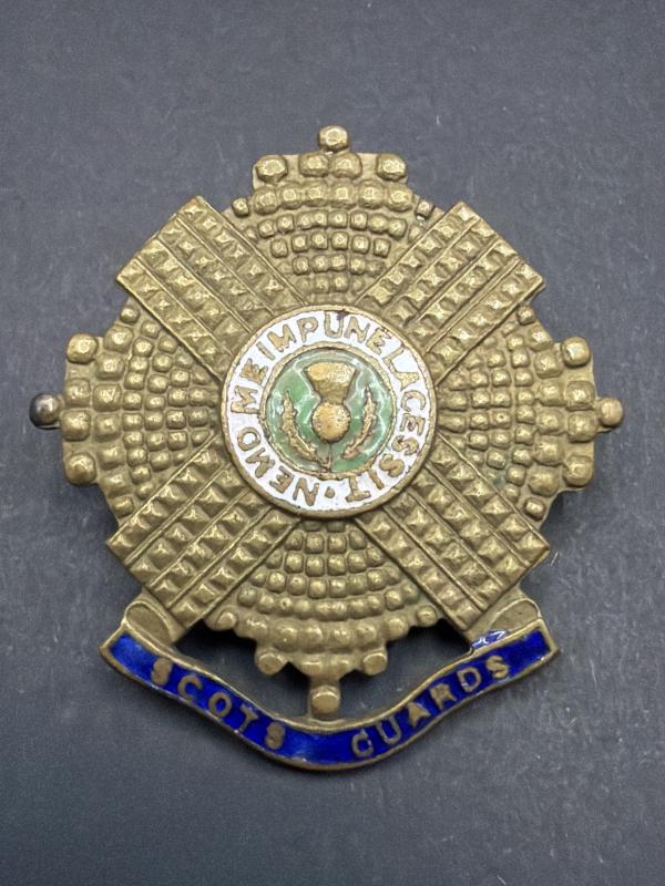 WW1 Period Scots Guards Sweet Heart Badge