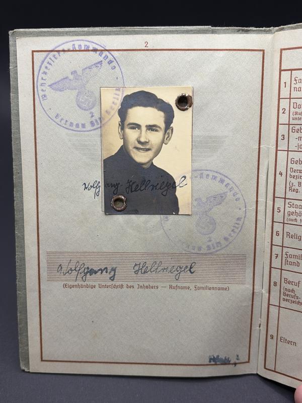 German Army Wehrpass Soldat Wolfgang Hellriegel Inf.Rgt.257