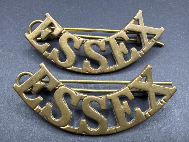 WW1 Essex Regiment Epaulette Titles