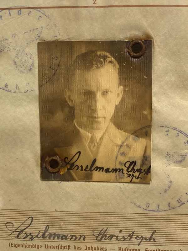 German Army Wehrpass Christof Sesselmann Gren. Regt 93