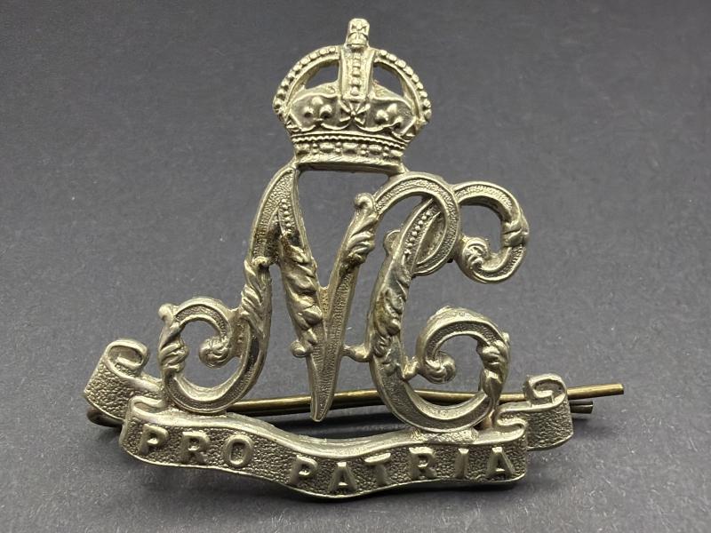 Pre 1936 Natal Carbineers South African Cap Badge