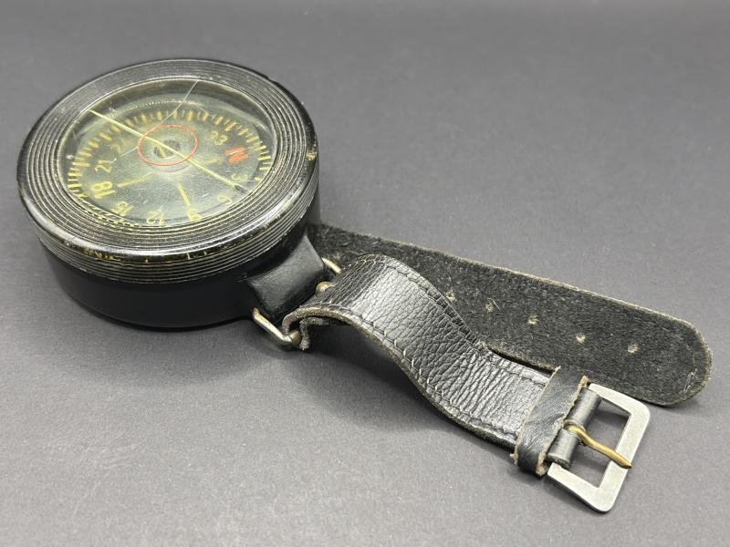 Luftwaffe AK-39 Wrist Compass & Strap