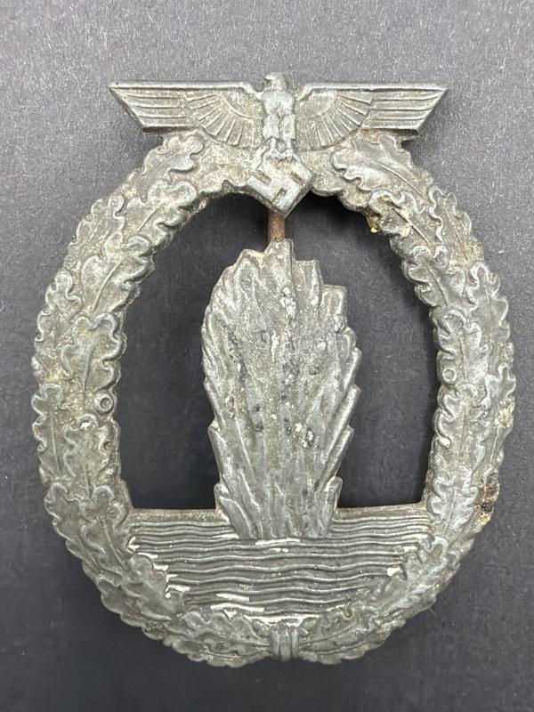 Zinc Kriegsmarine Minesweeper Badge Lind & Meyrer Idar-Oberstein