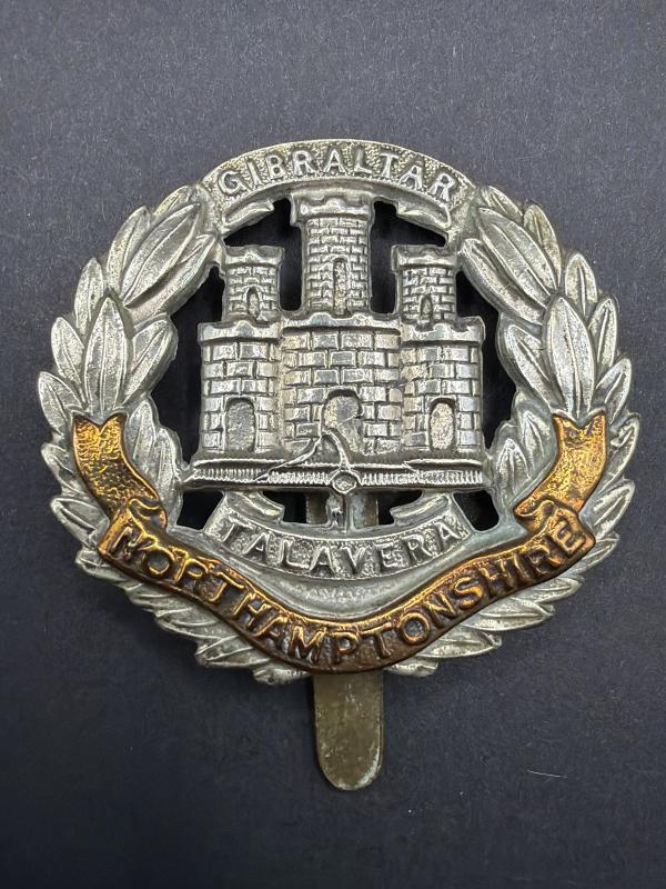 WW1 Northamptonshire Regiment Cap Badge