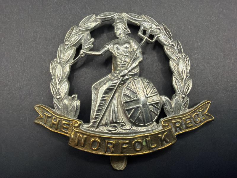WW1 Norfolk Regiment Cap Badge