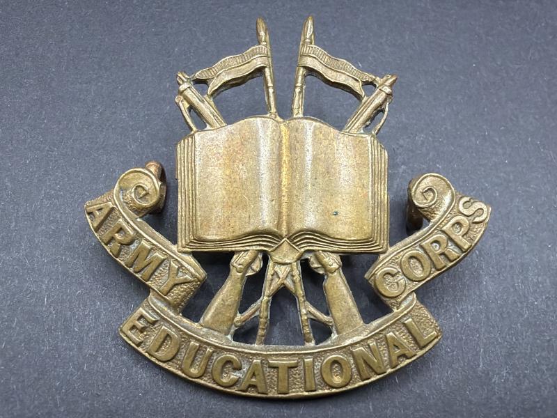 WW2 Army Educational Corps Cap Badge