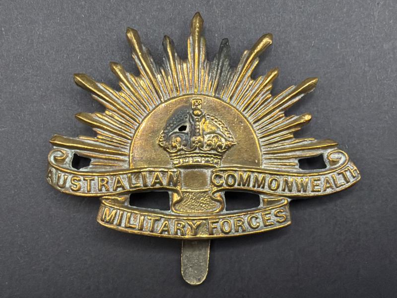 British Made Australian Commonwealth Military Forces Cap Badge