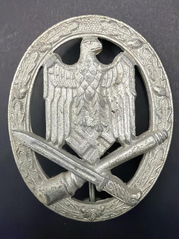 General Assault Badge Die Struck Assmann