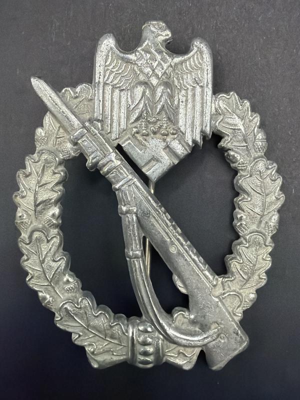 Infantry Assault Badge in Silver Adolf Scholze