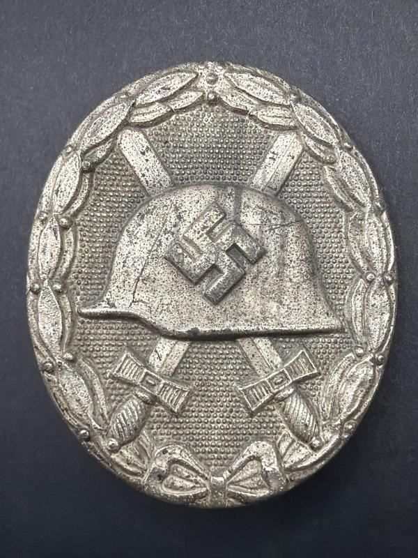 Silver Wound Badge Maker 92 Josef Rucker & Sohn