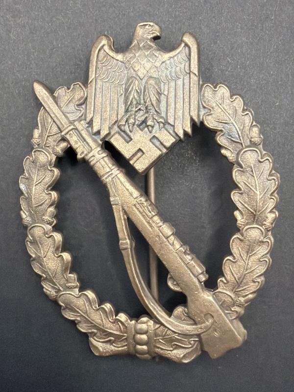 Bronze Infantry Assault Badge Alois Rettenmeier “Broken Stem” Variant
