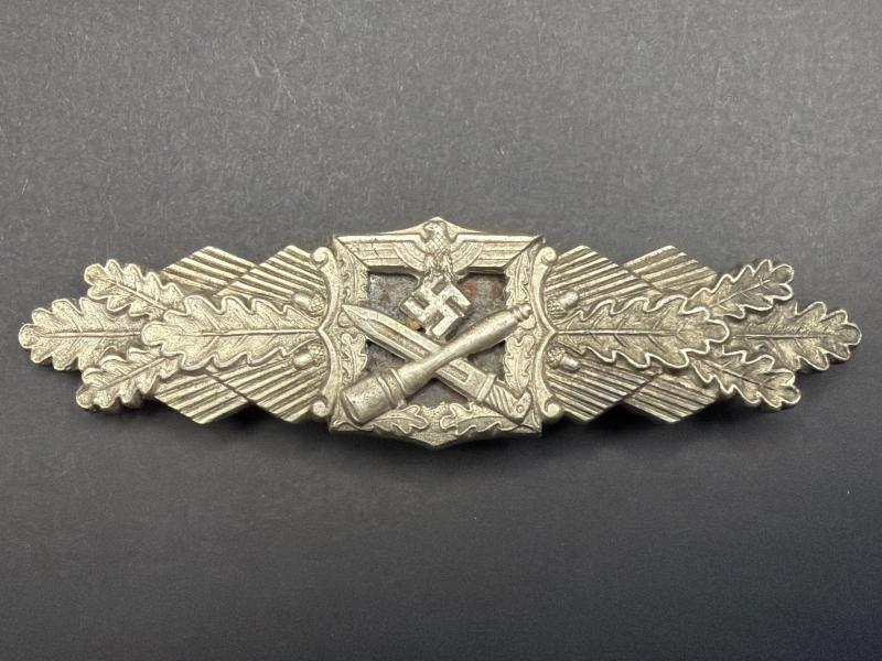 Convex Close Combat Clasp in Silver M&K