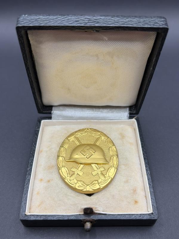 Private Purchase Gold Wound Badge
