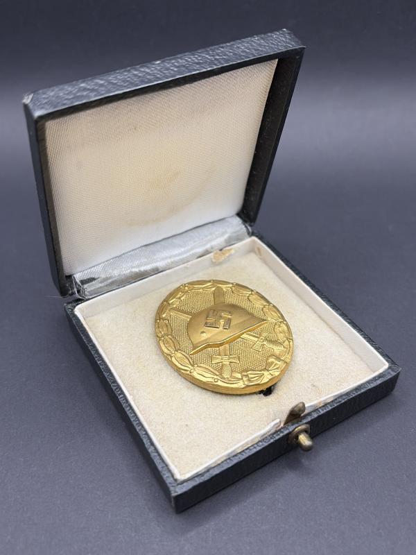 Gold Wound Badge & Box Hauptmunzamt Wein Wide Pin Variant