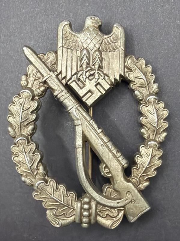 Infantry Assault Badge in Bronze Funcke & Brunninghaus Ludenscheid