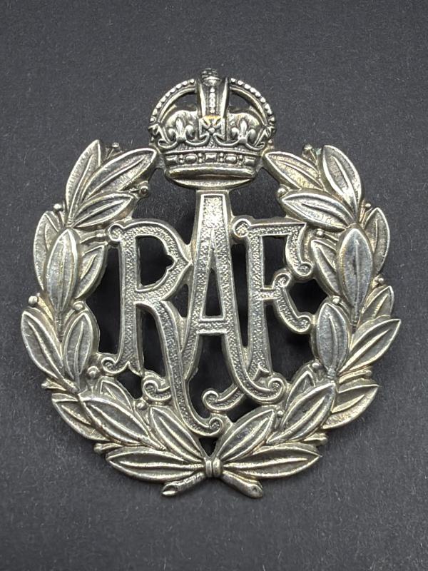 WW2 Royal Air Force White Metal/ Silver Plated Cap Badge