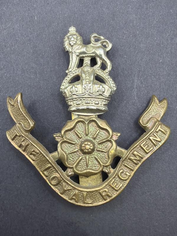 WW1 The Loyal Regiment Cap Badge