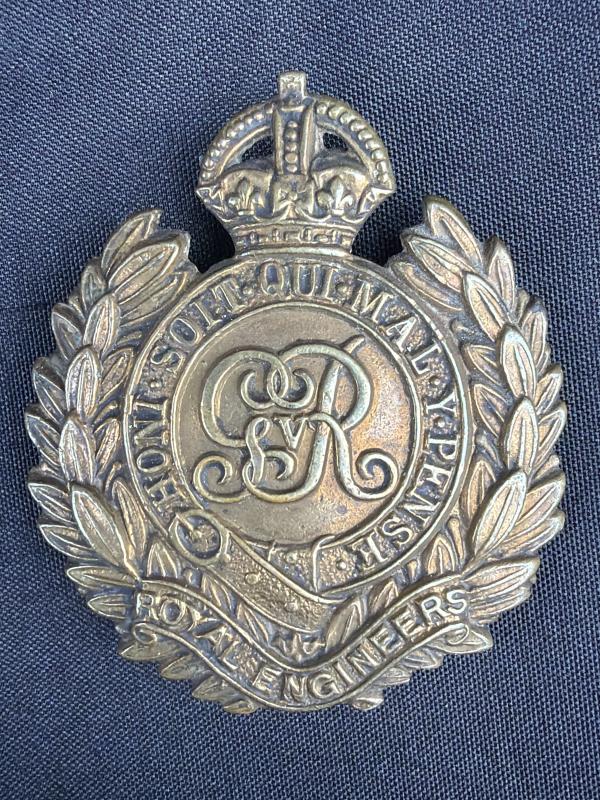 WW1 Royal Engineers Non-Voided Cap Badge
